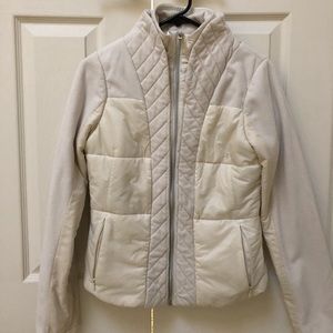 Lululemon fleece jacket in cream color Size 6